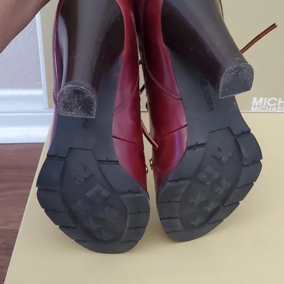 Michael Kors booties - Picture 5 of 9